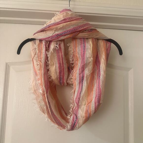 🍷Collection 18 eclectic colorful multitextured stripe circle infinity scarf - Picture 2 of 6